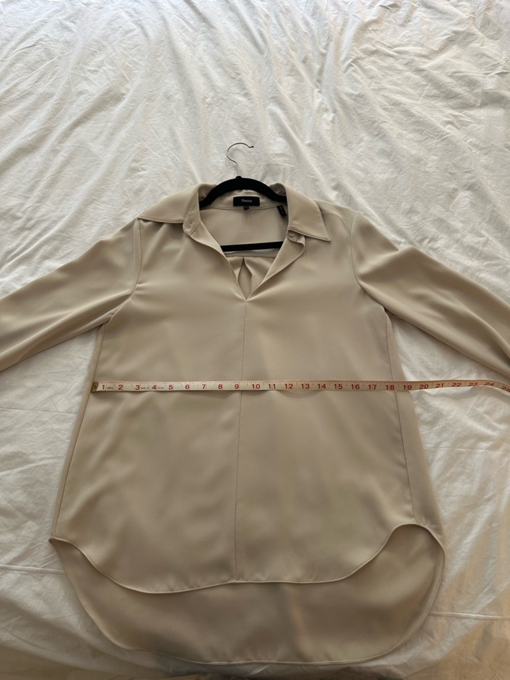 Theory Cream Silk-Crepe Button-Down Blouse size P - Picture 2 of 3